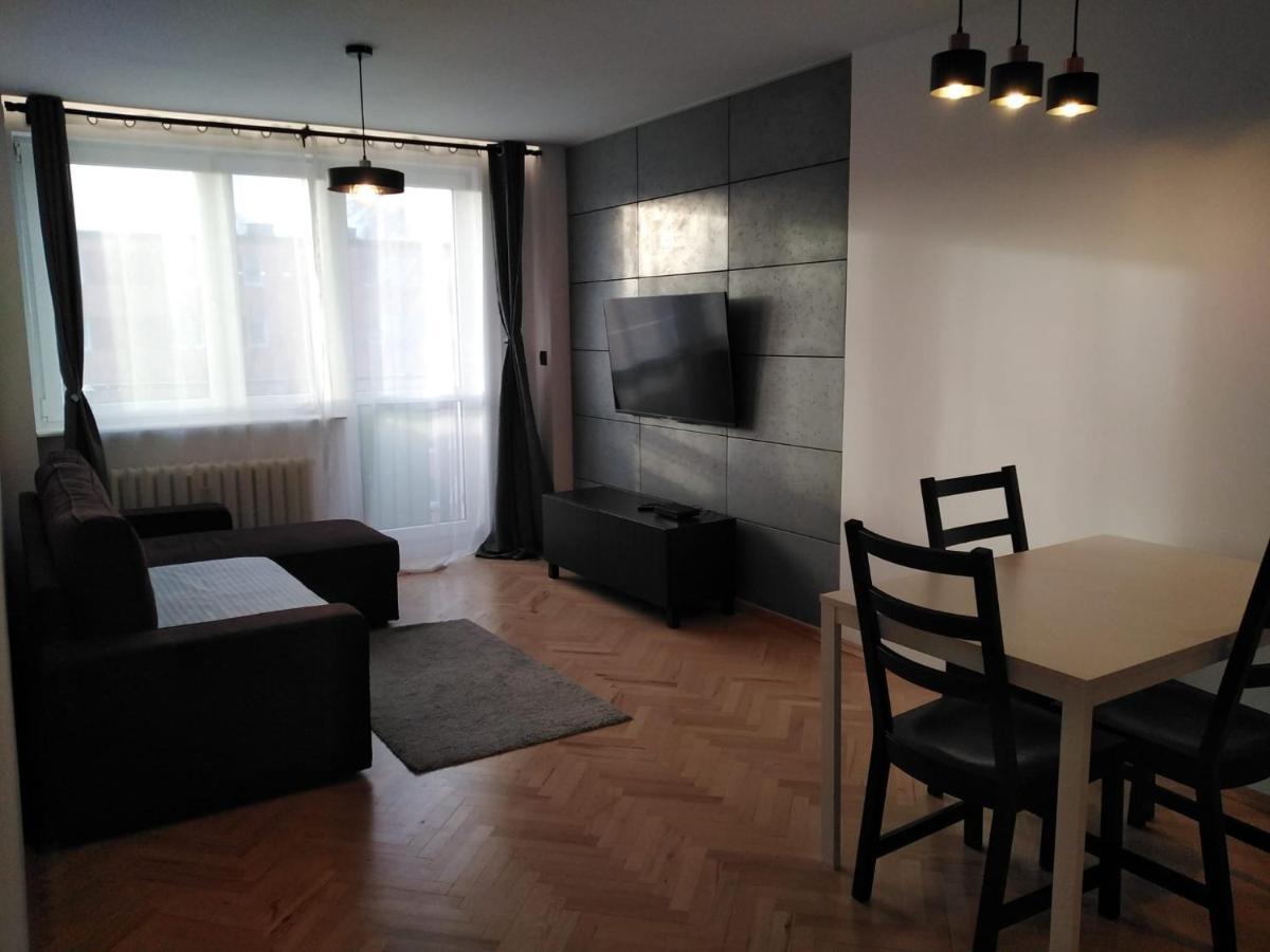 グダニスクBrzezno Apartamentアパートメント エクステリア 写真